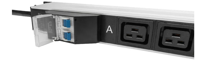 DIGITUS Bloc multiprise appareils froids 19', 28 ports, noir - OEM DN-95451