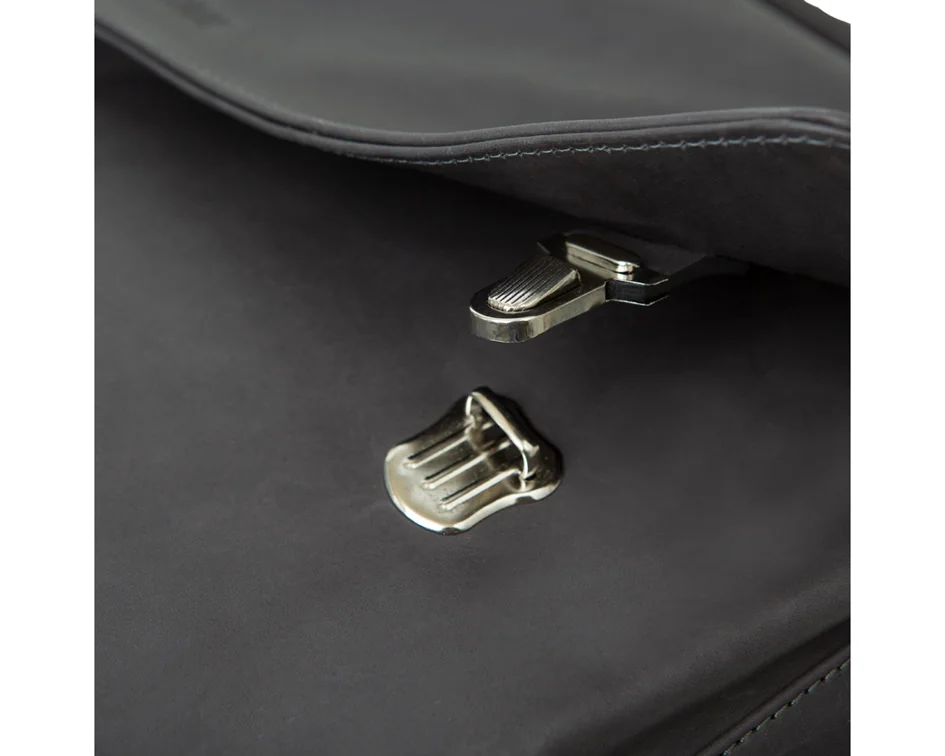 PRIDE&SOUL Sac pour laptop DISTRICT Business, cuir, gris - OEM 47260 4 PRIDE&SOUL Sac pour laptop DISTRICT Business, cuir, gris - OEM 47260 – Image 4